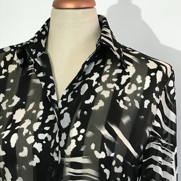 Massy - Black & White Sheer Animal Print Top - 3/25$ - Picture 3 of 7
